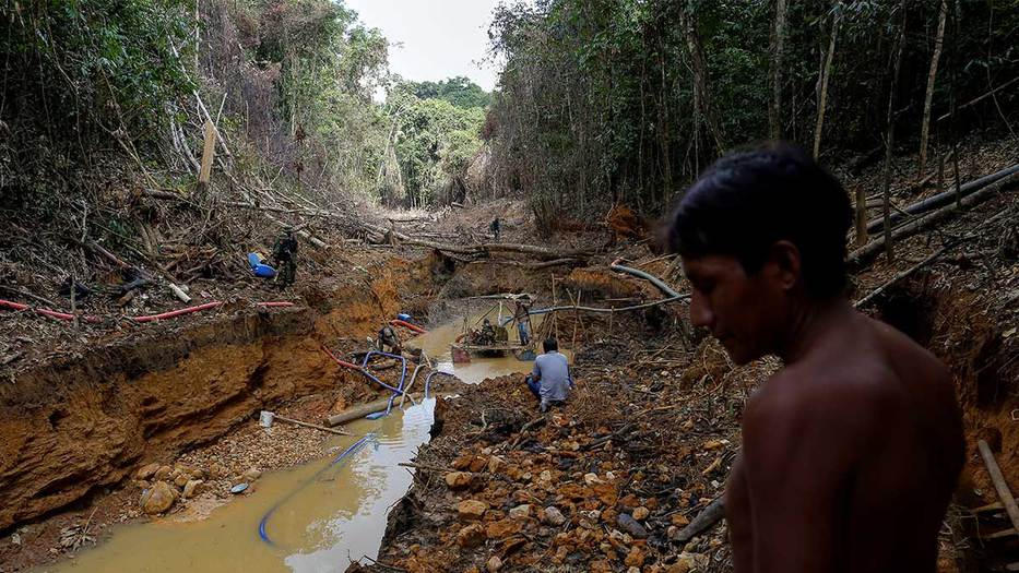 CDH-UCAB: Al menos 1300 niños trabajan en minas del estado Bolívar