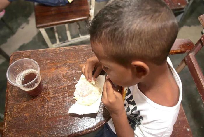 Remesas no garantizan alimentación de los niños venezolanos